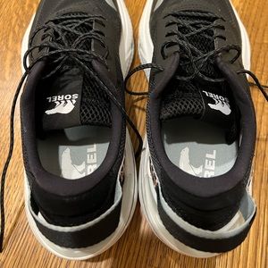 Sorel athletic shoes women’s size 9.  Like new, worn once.